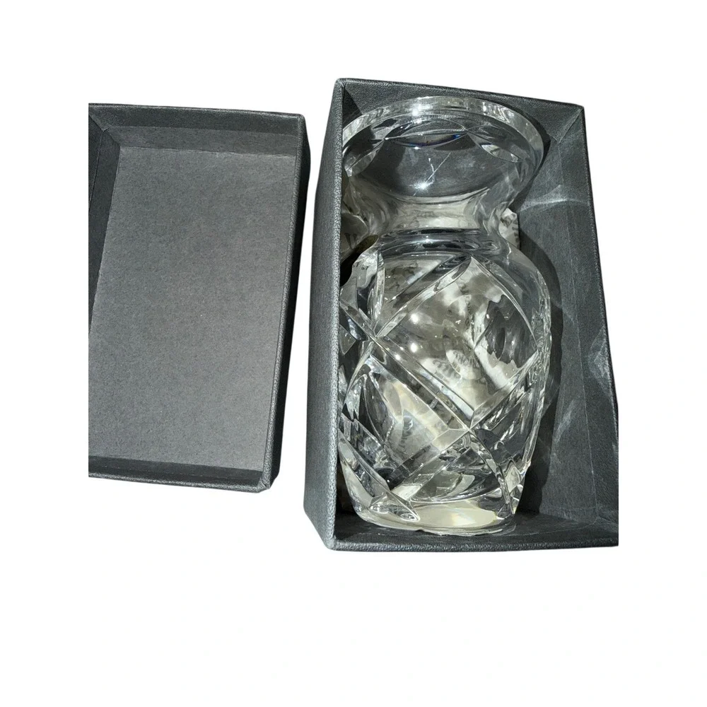 Waterford Crystal Society‎ Small Vase Art Glass Etched Floral Design Gift Box